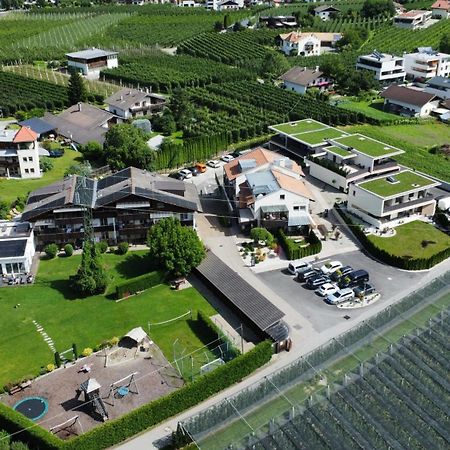 Residence Montani Laces Exterior foto